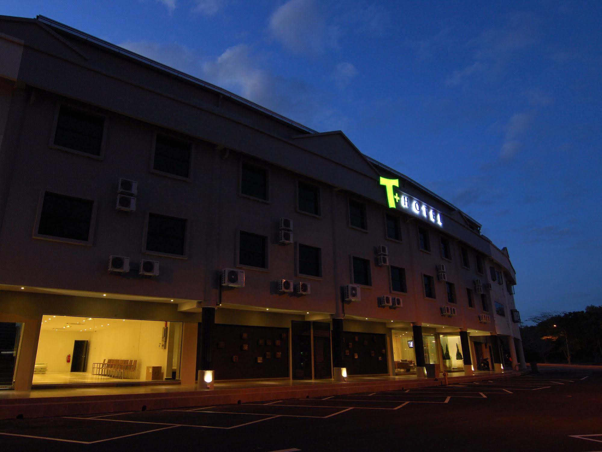 T+ Hotel Sungai Petani Zewnętrze zdjęcie